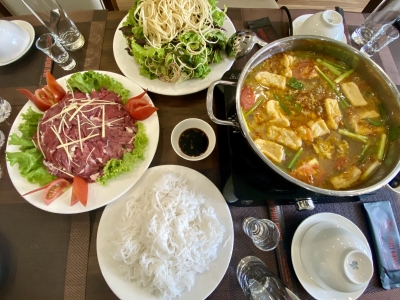 LẨU RIÊU CUA BẮP BÒ 